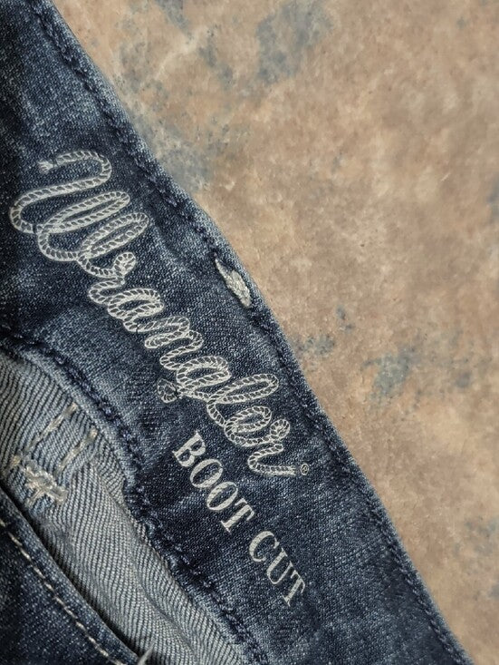 Wrangler Bootcut Jeans in Faded Blue - Women's Size 8 US (Juniors 9)