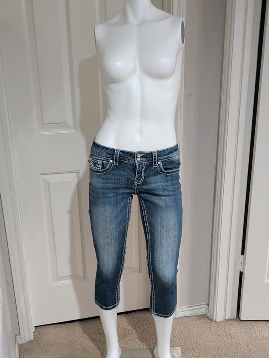 Vigoss Distressed Mid-Rise Blue Cropped Jeans Women's 26 US Y2K