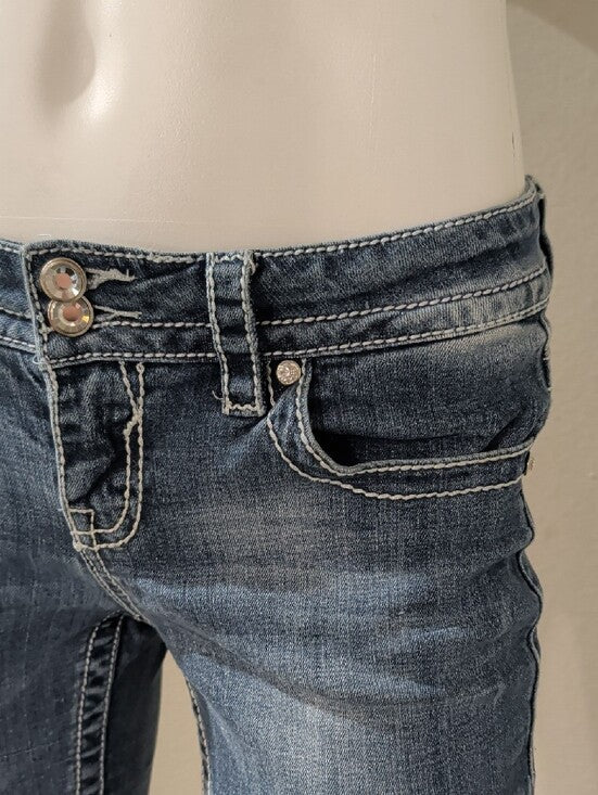 Vigoss Distressed Mid-Rise Blue Cropped Jeans Women's 26 US Y2K