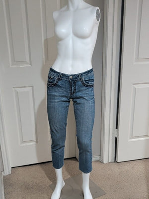 Massini Boldly Stitched Cropped Mid-Rise Blue Jeans Women's 6 Italian or 0/00 US