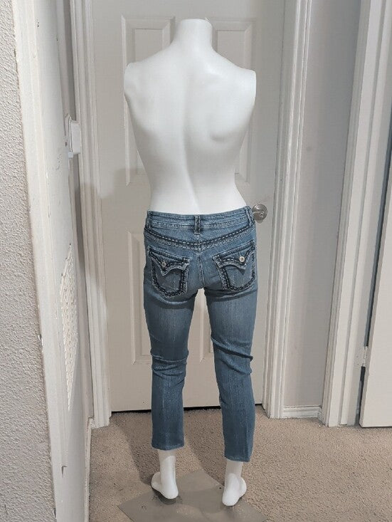 Massini Boldly Stitched Cropped Mid-Rise Blue Jeans Women's 6 Italian or 0/00 US