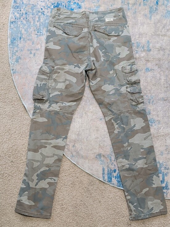 Wrangler Camouflage Cargo Jeans - Green/Tan - Men's Medium (32x32)