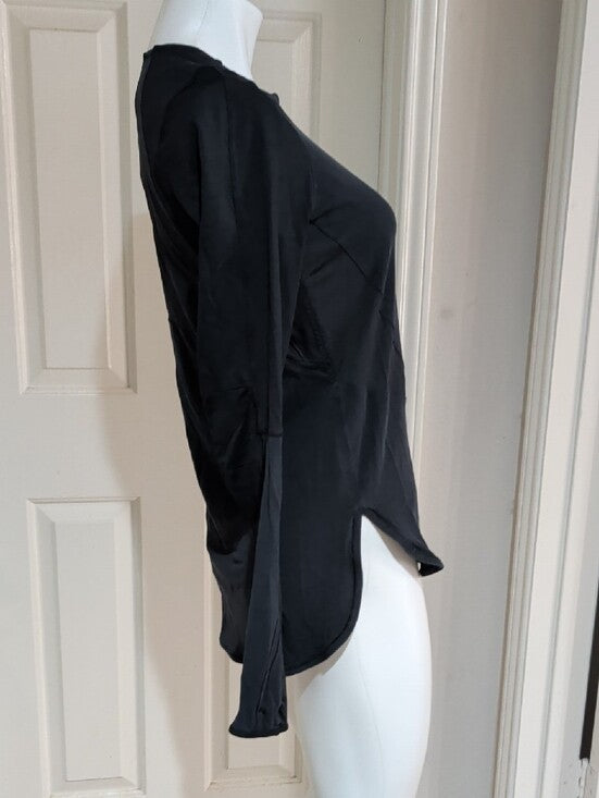 Lululemon Athletica Black Long Sleeve 3/4 Zip Pullover Women's 8 (M) US