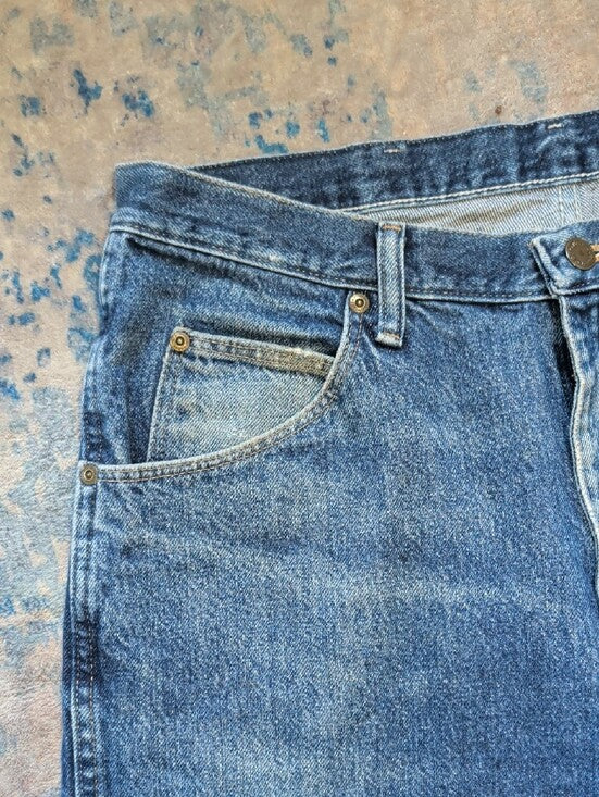 Wrangler Straight Denim Jeans in Faded Blue Men's 32x30