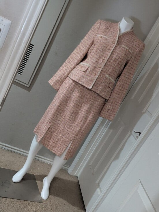 Sag Harbor Pink Acrylic Tweed Pencil Skirt Suit Set Women's 10 US