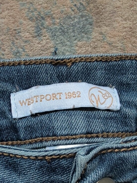 Westport 1962 Light Blue Ankle Snap Button-Hem Jeans Women's 10 US