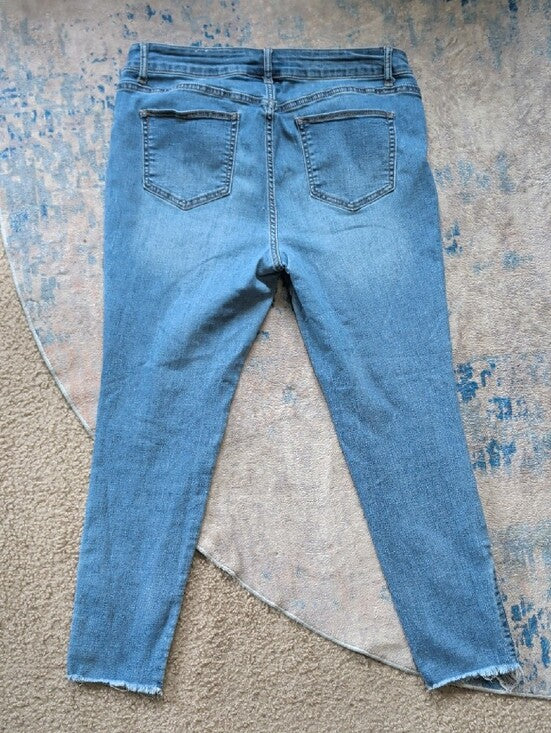 Westport 1962 Light Blue Ankle Snap Button-Hem Jeans Women's 10 US