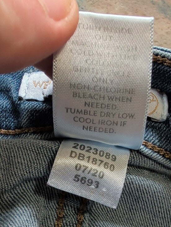 Westport 1962 Light Blue Ankle Snap Button-Hem Jeans Women's 10 US