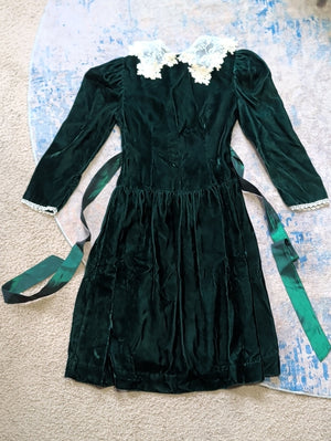 VTG Sarah Kent Emerald Green Velvet Dress w/ Lace Collar Girls 10-12 (Youth Medium)