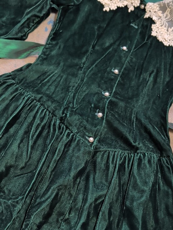 VTG Sarah Kent Emerald Green Velvet Dress w/ Lace Collar Girls 10-12 (Youth Medium)