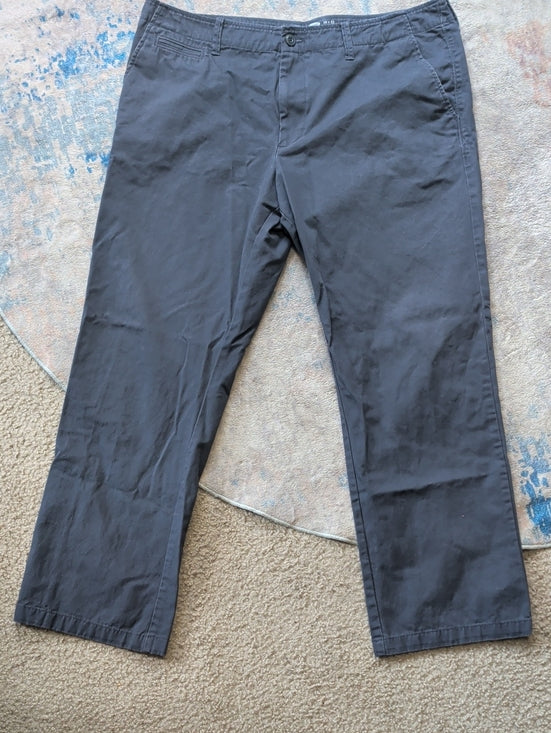 Old Navy Men's Dark Charcoal Straight-Leg Chinos 38x32