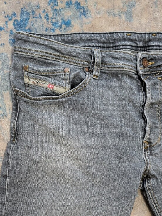 Diesel Slim Straight Jeans in Washed Gray-Blue Men's 38"X32"