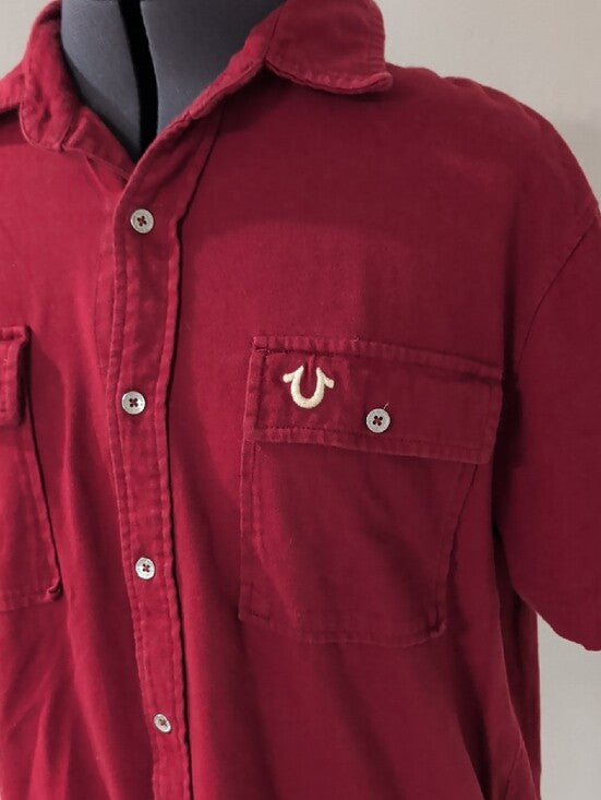 True Religion Men's Medium Short-Sleeve Button-Down Shirt in Red 100% Cotton