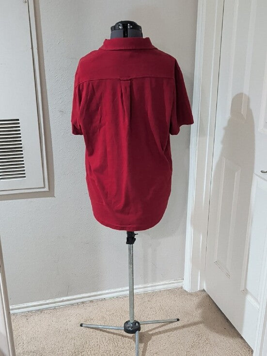 True Religion Men's Medium Short-Sleeve Button-Down Shirt in Red 100% Cotton