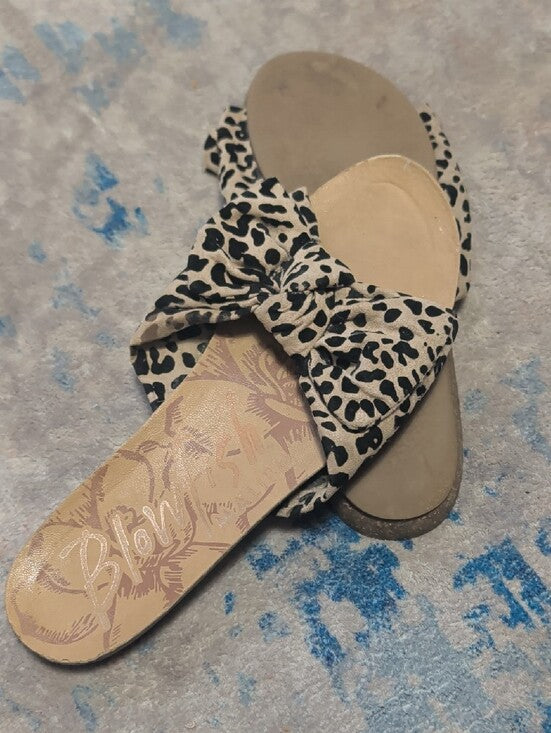 Blowfish Malibu Leopard Bow Slide Sandals in Beige/Black Women's 7 US