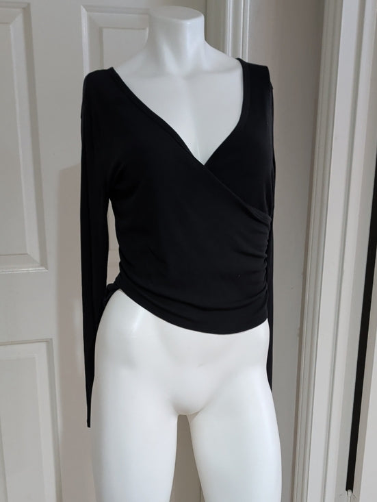 Avia Black Surplice Long-Sleeve Athletic Wrap Top Women's Medium (8-10) US
