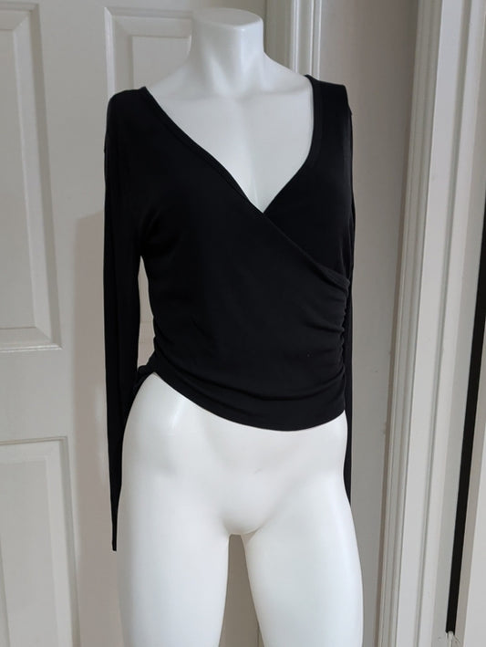 Avia Black Surplice Long-Sleeve Athletic Wrap Top Women's Medium (8-10) US