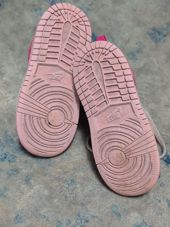 Air Jordan 1 Mid "Fierce Pink" Jordan Kids High-Top Sneakers - Pink & White Girls 8C US