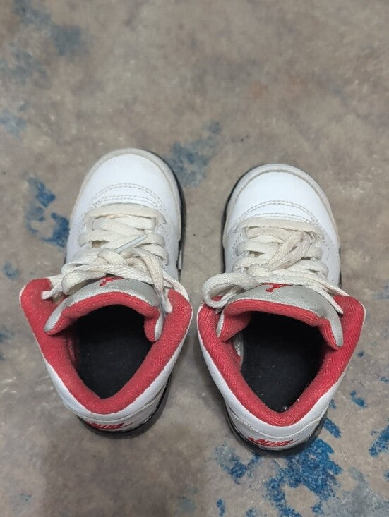 Air Jordan 5 Retro Kids White and Red Low-Top Basketball Sneakers Boys 8C US
