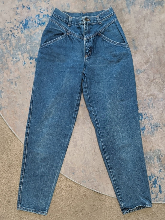 Vintage 80s Benetton High-Rise Tapered Women's Jeans in Dark Blue Denim XS/ 2 US