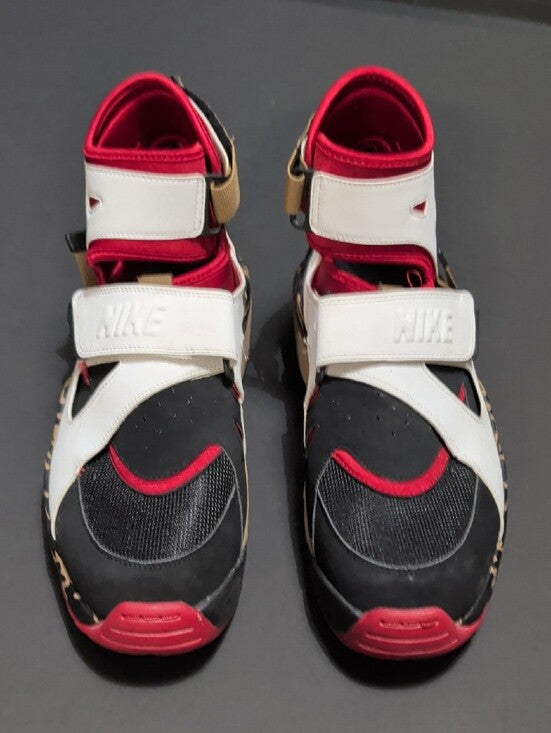 2010 Nike Air Carnivore LE in the Varsity Red / White / Black colorway Men's 12 US