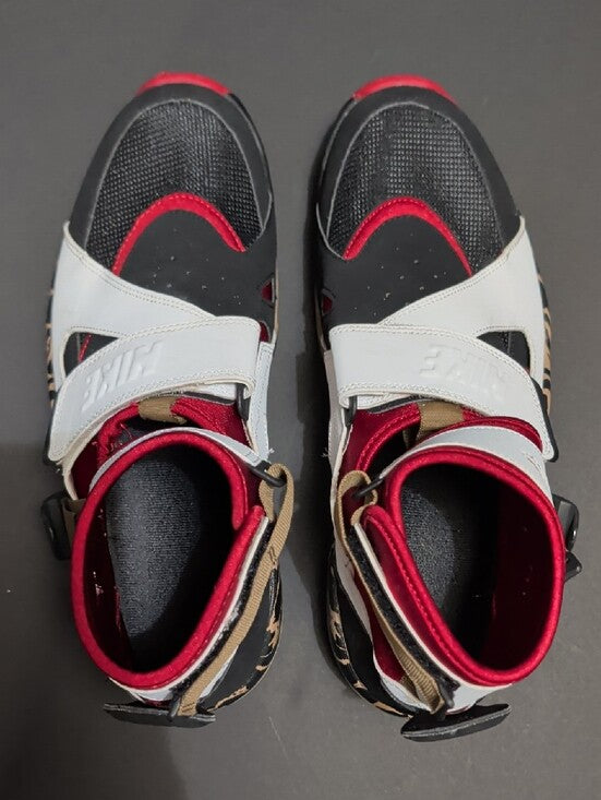2010 Nike Air Carnivore LE in the Varsity Red / White / Black colorway Men's 12 US