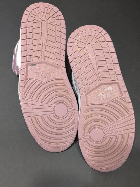 Nike Air Jordan 1 Retro High OG "Mauve" (Sky J Mauve / White) Sneakers Women's 7 US/ 6 UK