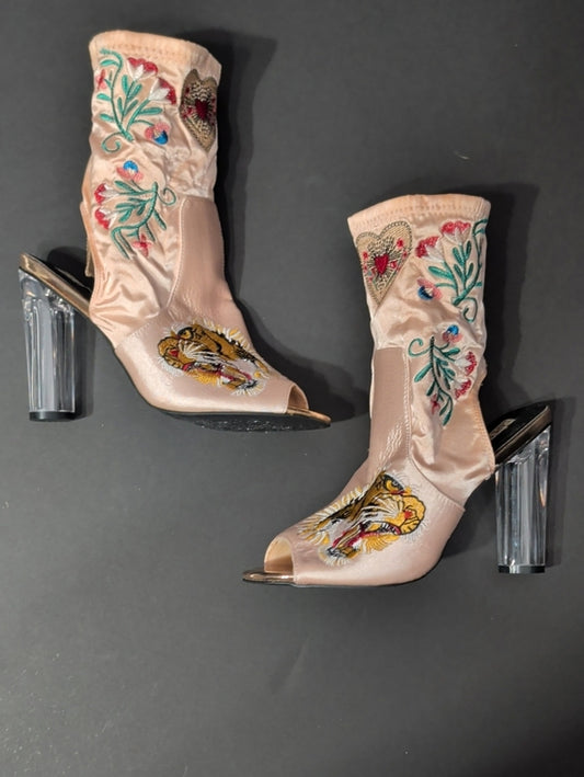 Cape Robbin Embroidered Pink Satin Peep-Toe Booties with Clear Heel Women's 8.5 US