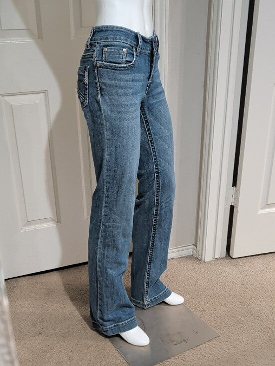 Stetson Wide-Leg Flare Jeans in Medium Blue Wash Women's 6 US