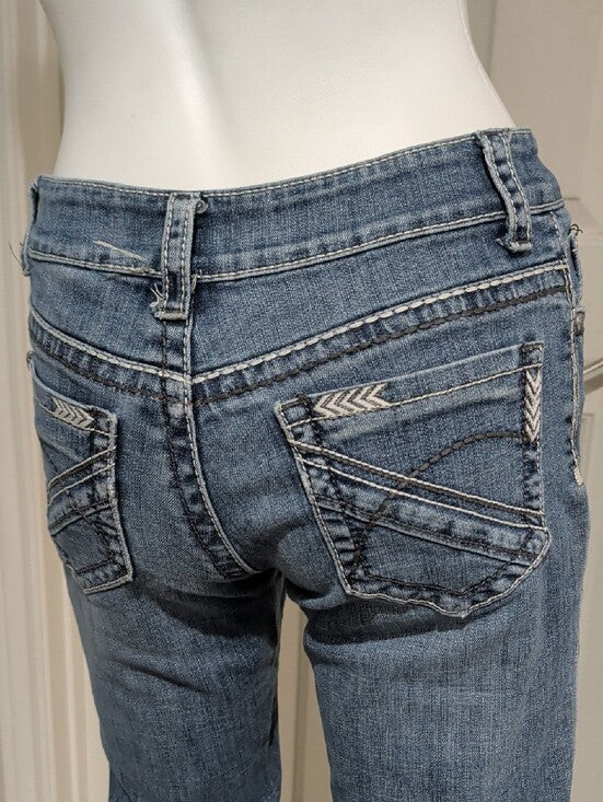Stetson Wide-Leg Flare Jeans in Medium Blue Wash Women's 6 US
