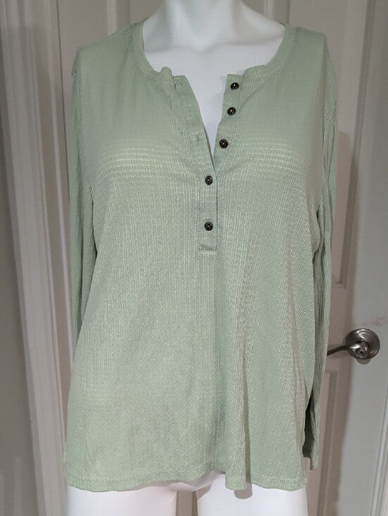 G.H. Bass & Co Relaxed Light Sage Long Sleeve Henley Top Women's XL