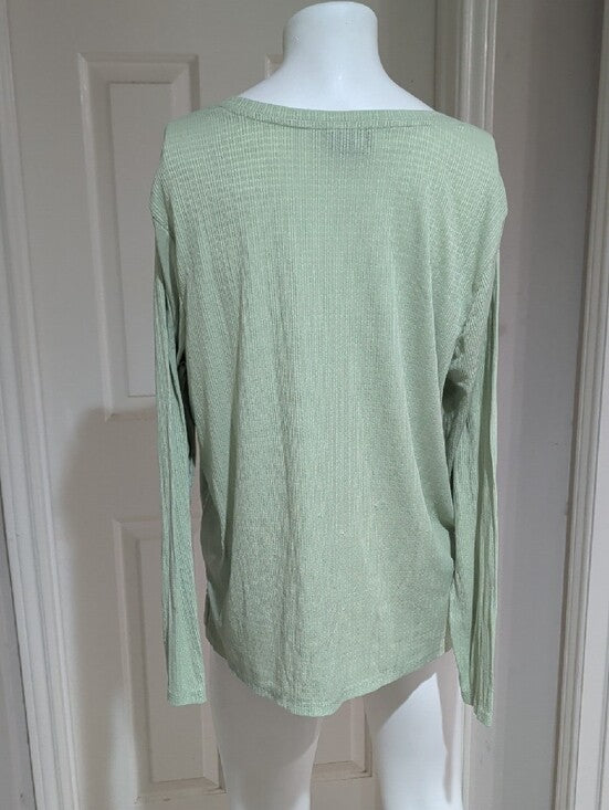 G.H. Bass & Co Relaxed Light Sage Long Sleeve Henley Top Women's XL