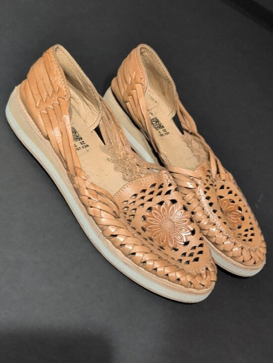Handcrafted Huarache Tan Leather Slip-On Loafers Women's 9 US/ 26 MEX