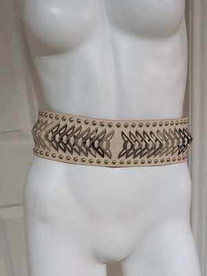 Retro bebe Wide beige studded waist belt with metallic chevron detail 29" y2k