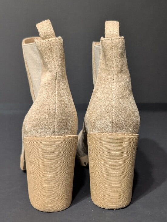 Soda Suede Chelsea Block Heel Ankle Boots in Taupe Women's 10 US