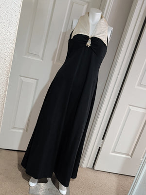 VTG Black Maxi Dress with Ivory Collar Accent and Brooch Detail Women's 16 US