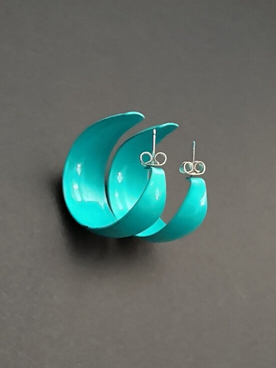 Retro Turquoise Crescent 1" Hoop Earrings - Women's Costume Jewelry