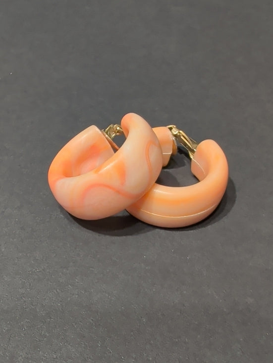 Retro Peach Swirl 1" Hoop Clip-On Earrings - Women's Costune Jewelry