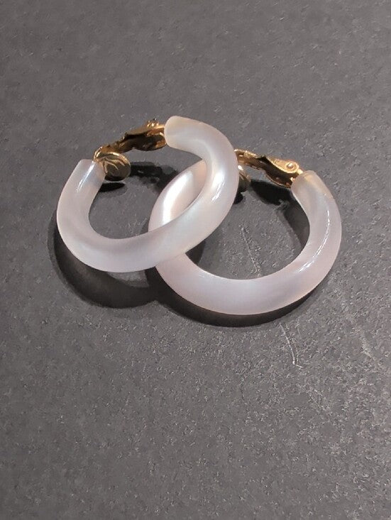 Classic White 1" Clip-On Hoop Earrings with Gold Accents Retro Women's Jewelry