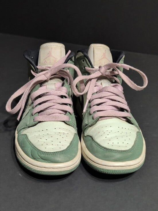 Air Jordan 1 Mid SE "Dutch Green" Sneaker Style Code CZ0774-300 Women's 6.5 US
