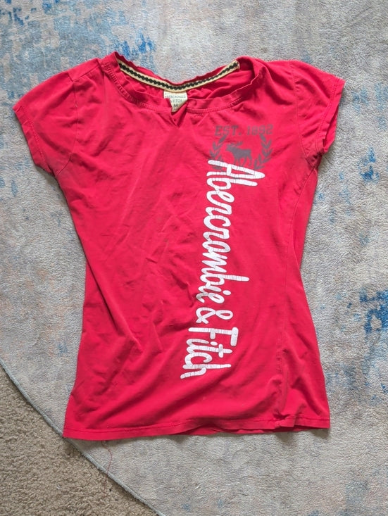 Abercrombie & Fitch Kids Red Short Sleeve Logo Tee Girls Medium