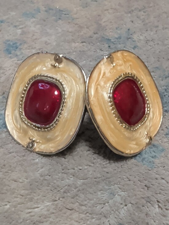VTG Gold-Tone Clip-On Earrings with Red Gem Center Retro Costume Jewelry 1.5"