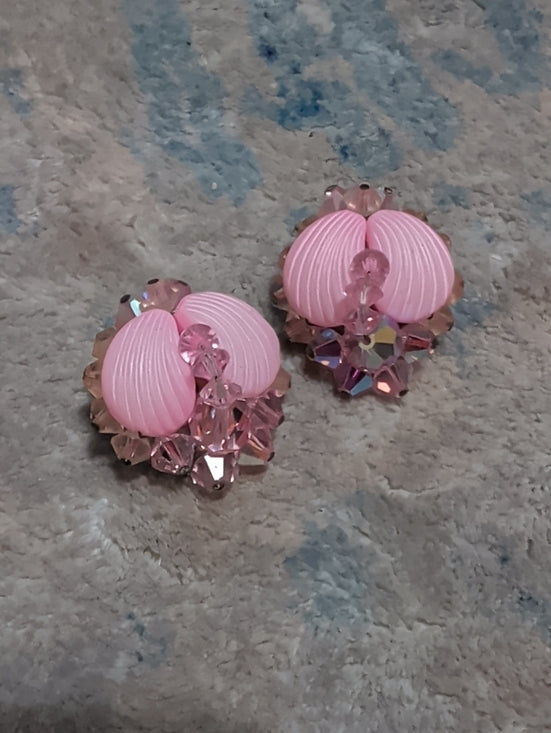 VTG Pink Crystal 1" Cluster Clip-On Earrings - Retro Costume Jewelry