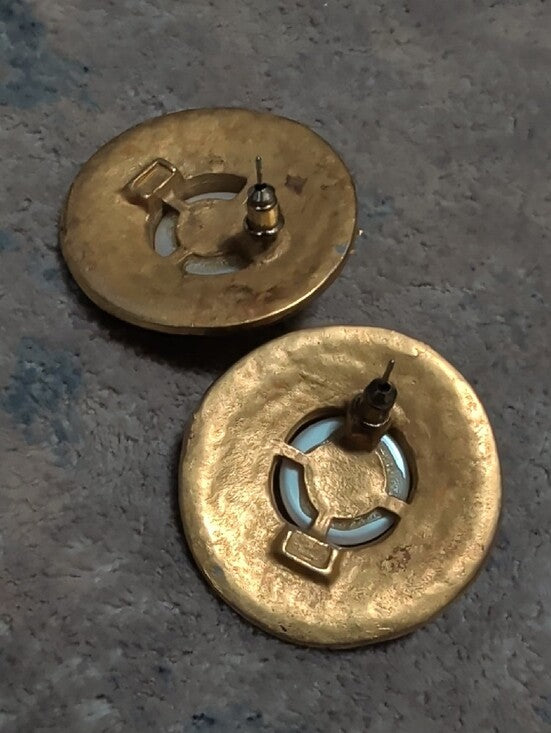 VTG Gold-Tone Pearl 1.5" Center Button Earrings - Retro Women's Costume Jewelry