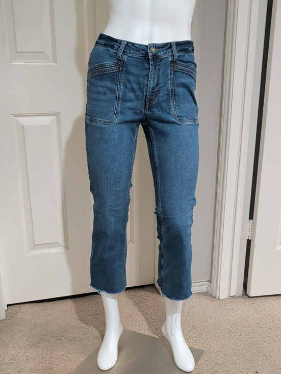 Frye Straight Mid-Rise Cropped Jeans in Washed Blue Women's 26 US