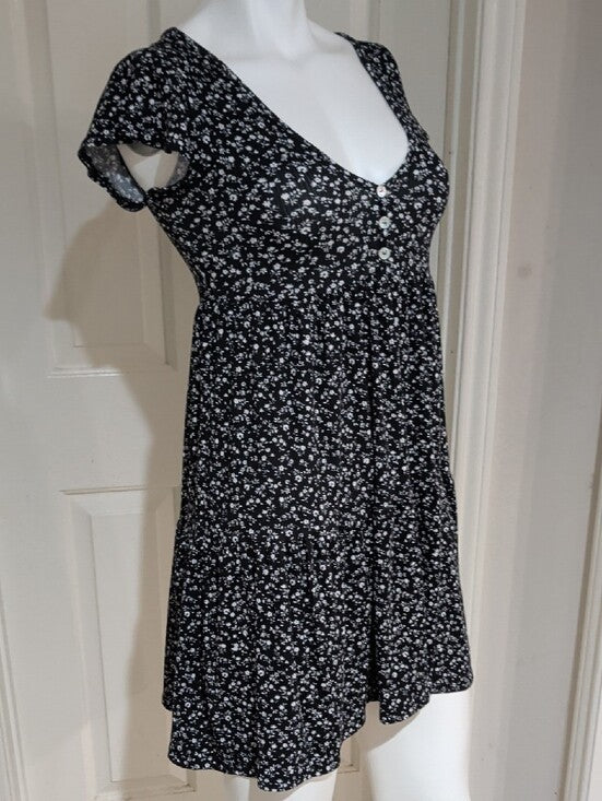 See You Monday Black Floral Short Sleeve V-Neck Babydoll Dress Women's XS