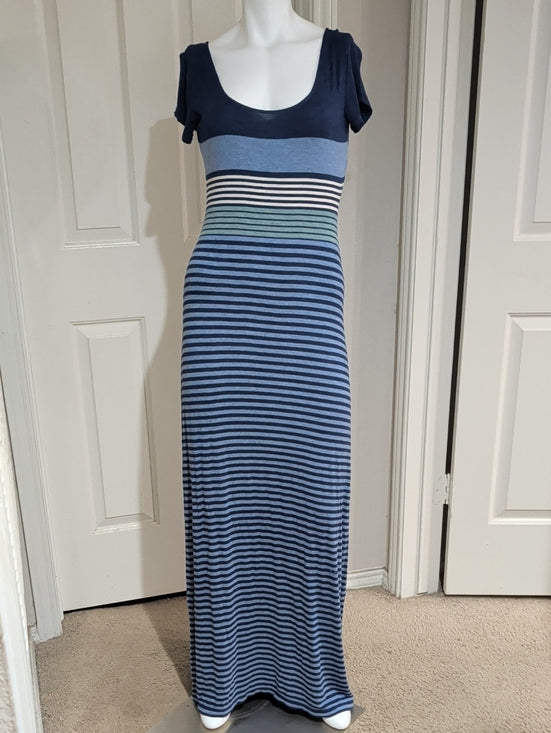 Max Studio Navy & Light Blue Striped Scoop-Neck Maxi Dress Women's Small
