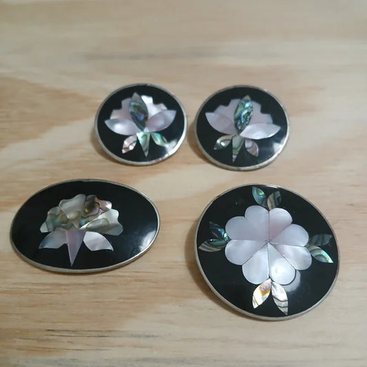 VINTAGE MEXICO ALPACA SILVER ENAMEL/MOTHER OF PEARL INLAY FLOWER PIN/EARRING SET