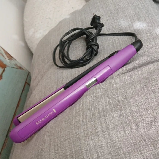Remington S5500 Ceramic Purple Hair Straightening Iron