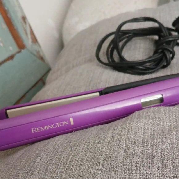 Remington S5500 Ceramic Purple Hair Straightening Iron